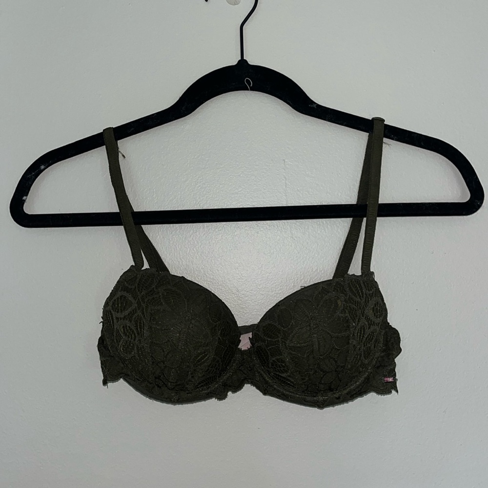 Victoria’s Secret date night push up bra